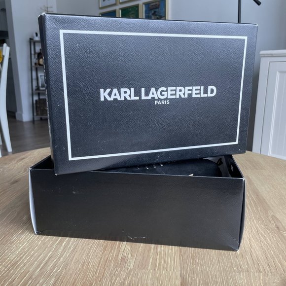 SOLD NWT Karl Lagerfeld Black Suger Suede Stitched Pump - Picture 9 of 9